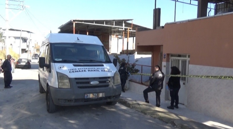 İzmir’de karısını bıçaklayarak öldüren zanlı tutuklandı
