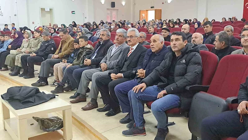 Adilcevaz’da “Kanayan Yaramız Filistin” programı düzenlendi

