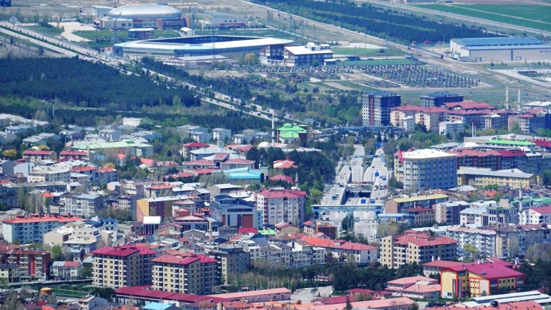 749 bin 757 nüfuslu Erzurum’da 620 bin 440 cep telefonu abonesi
