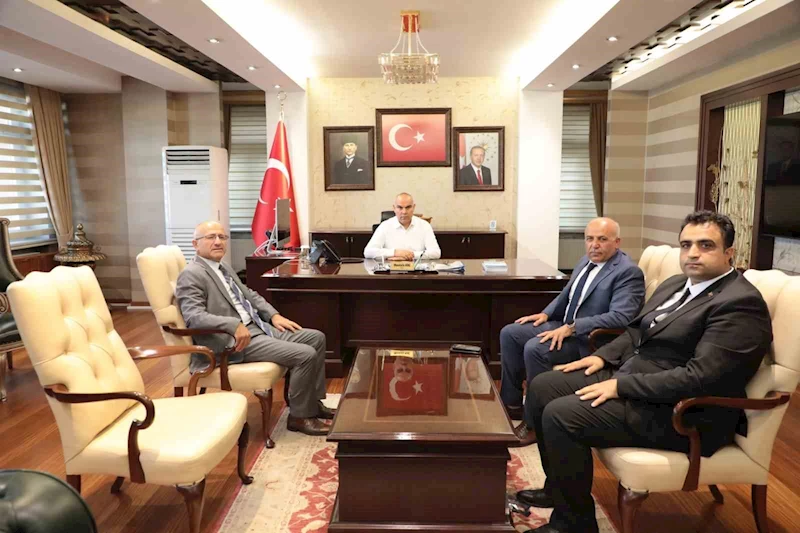 Ağrı Valisi Koç, Kağıthane Belediye Başkanı Öztekin ve diğer misafirleri ağırladı
