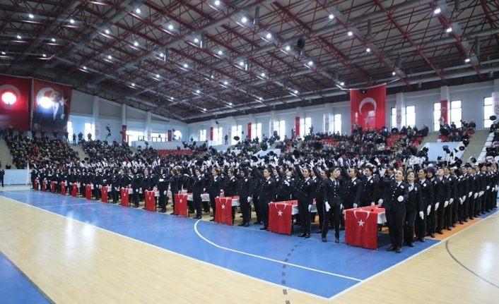 Arnavutköy POMEM 22. dönem mezunlarını verdi