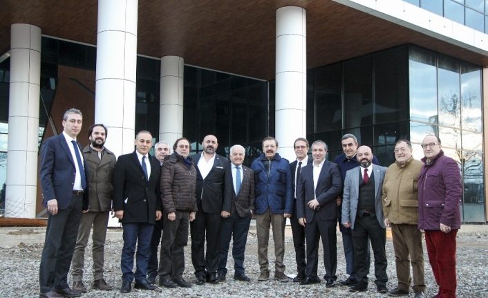 TOBB Başkanı Hisarcıklıoğlu YTSO’yu ziyaret etti