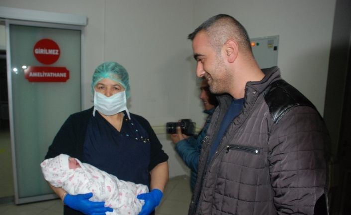 Tokat’ta yeni yılın ilk bebeği doğdu