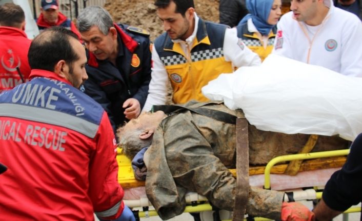 Ankara’da kanalizasyon çalışmasında göçük: 1 ölü