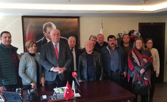 CHP’li Tire Belediye Başkanı Çiçek, DSP’den aday oldu