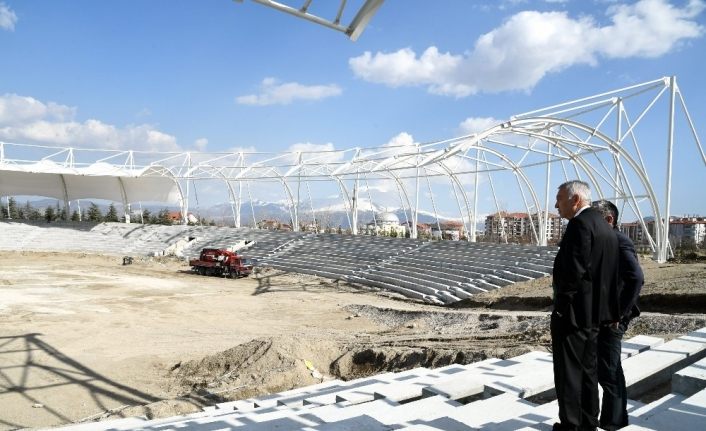 Mustafa Kemal Atatürk Güreş Alanı ve Spor Kompleksi’nde son aşamaya yaklaşıldı