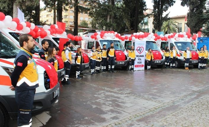 Sağlık Bakanlığı’ndan Hatay’a 6 ambulans