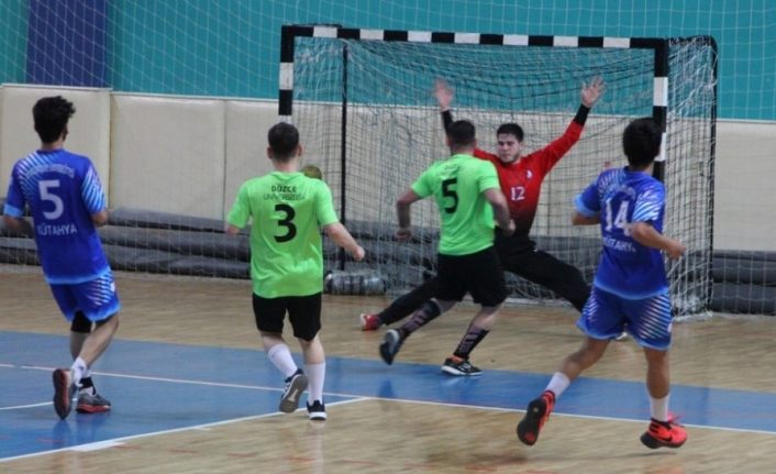 DPÜ Hentbol Takımı, Düzce Üniversitesi’ni 32-26 mağlup etti