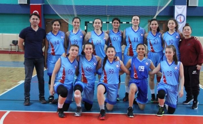 DPÜ Kadın Basketbol Takımı, Selçuk Üniversitesi’ni 65-48 yendi