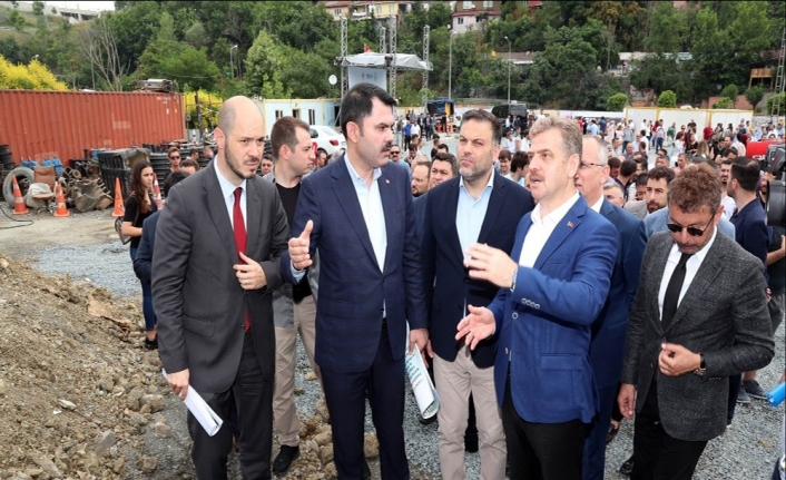 Çevre ve Şehircilik Bakanı Murat Kurum,’Kentsel Dönüşüm Bilgilendirme Toplantısı’na katıldı