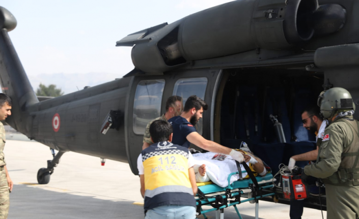 Kazada yaralanan vatandaş hastaneye askeri helikopterle nakledildi