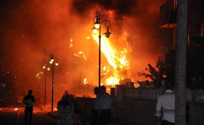 Reyhanlı’da boya deposundaki yangında 7 kişi yaralandı