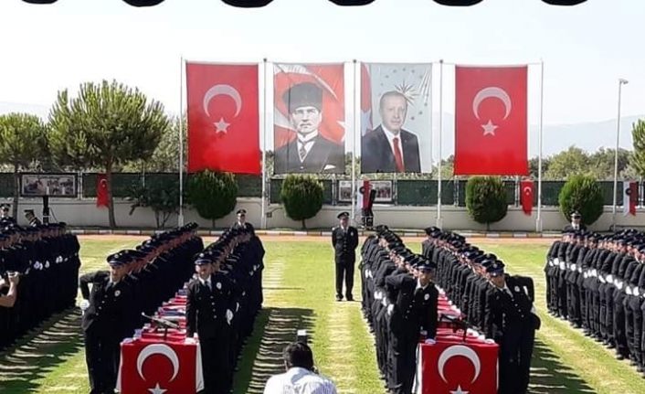 Aydın MHP, çiçeği burnunda polislere başarı diledi