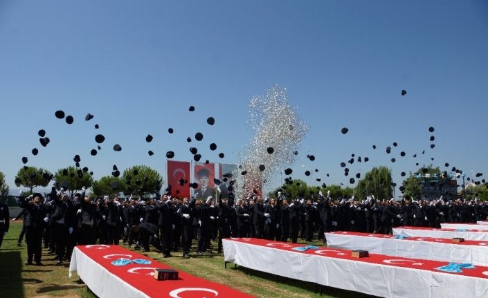 Aydın POMEM’de 459 polis adayı mezun oldu