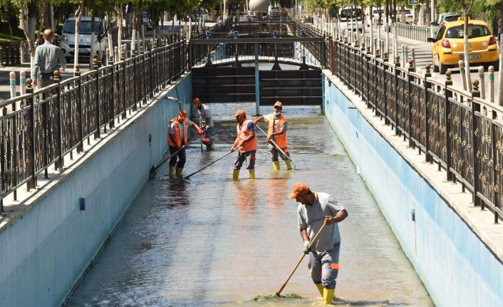 Malatya Büyükşehir’den kanal temizliği seferberliği