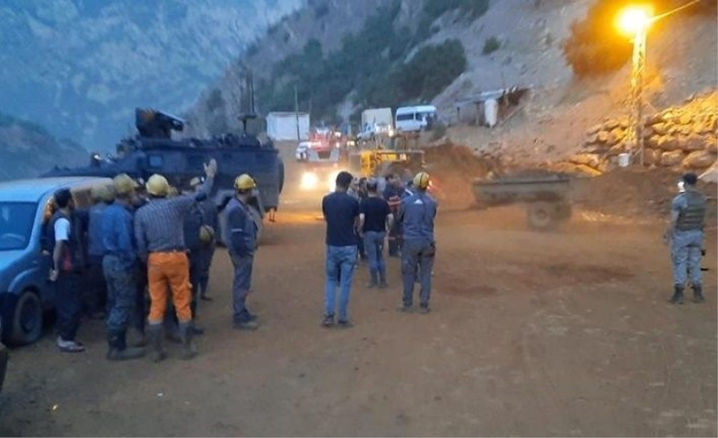 Hakkari'de madende göçük! Mahsur kalan madenci kurtarıldı