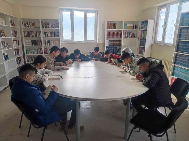 Beytüşşebap’ta 35 okulda kütüphane açıldı
