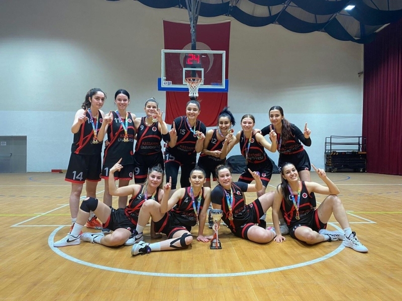 Kastamonu Üniversitesi  Kadın Basketbol Takımı Şampiyon Oldu
