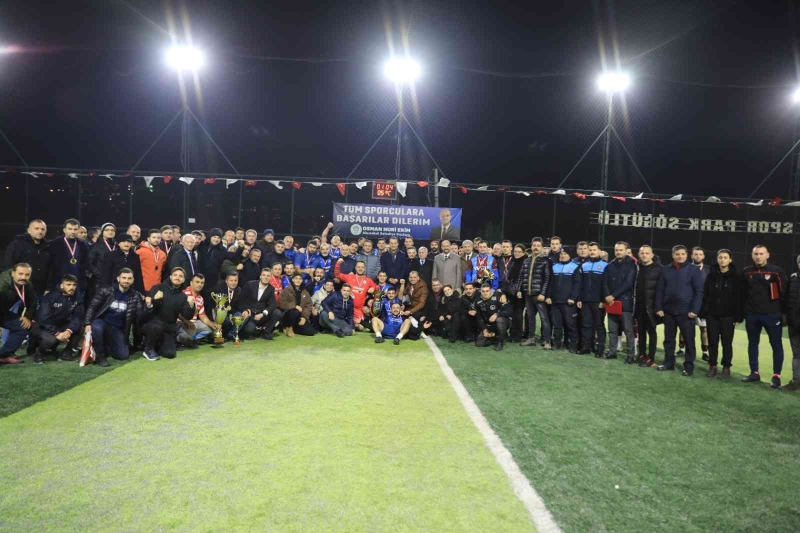 Trabzon’da belediyeler arası futbol turnuvası düzenlendi
