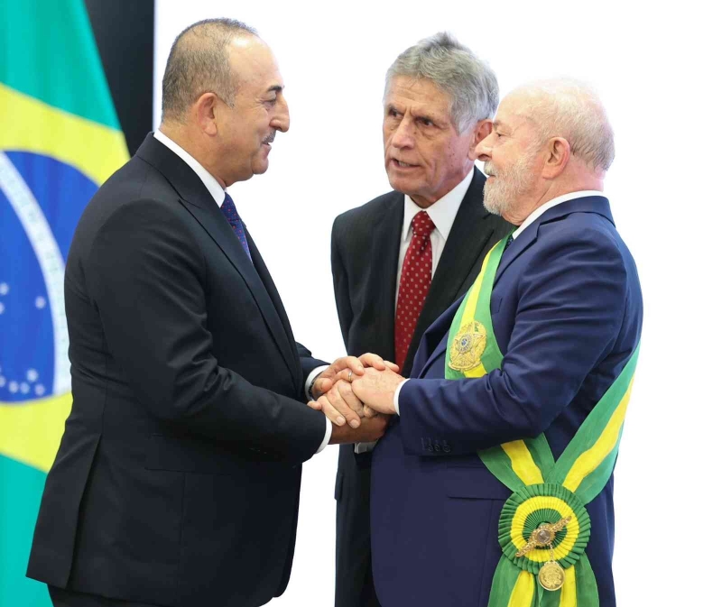 Çavuşoğlu, Brezilya’nın yeni Devlet Başkanı Lula’nın yemin törenine katıldı
