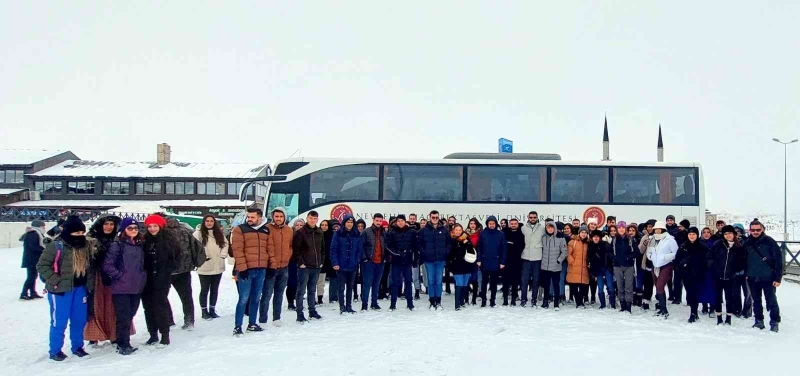 NEVÜ’lü öğrenciler Erciyes Dağı gezisine katıldı

