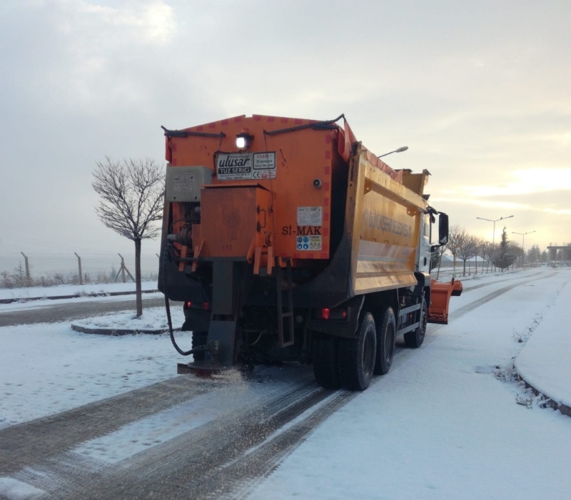 Malatya’da kardan kapalı yollar açıldı
