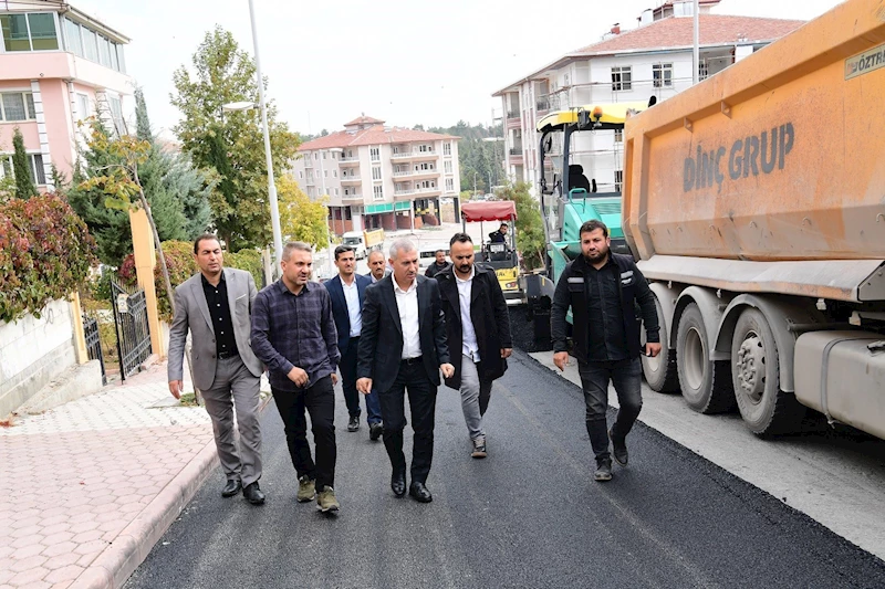 Yeşiltepe’de asfaltlama çalışmaları
