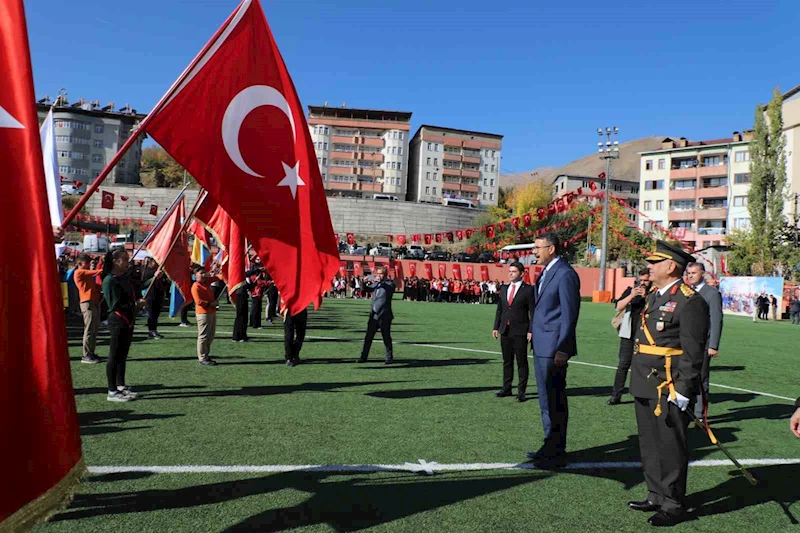 Hakkari’de 29 Ekim Cumhuriyet Bayramı coşkusu
