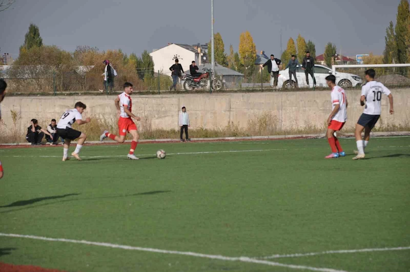 Bulanık Bilican Spor, Muş İdman Yurduspor’u tek golle yendi
