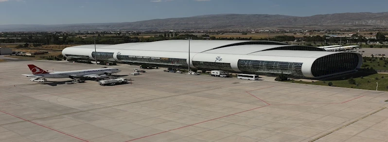 Erzincan Yıldırım Akbulut Havalimanı’ndan ekim ayında 30 bin 800 yolcu faydalandı
