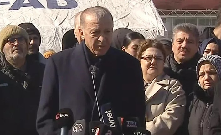 Cumhurbaşkanı Erdoğan: Depremlerde 8 bin 574 vefatımız, 49 bin 133 yaralımız var