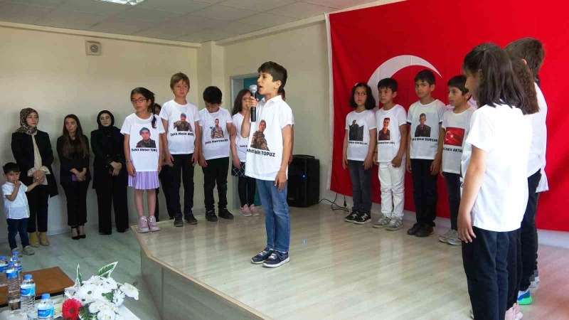 Bitlis’te 110 bin öğrenci karne heyecanı yaşadı
