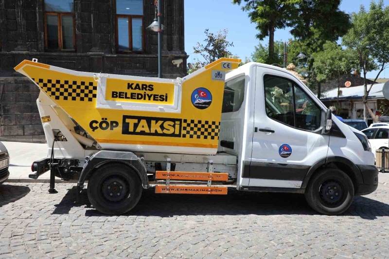 Kars Belediyesi’nde  ‘çöp taksi’  hizmete girdi
