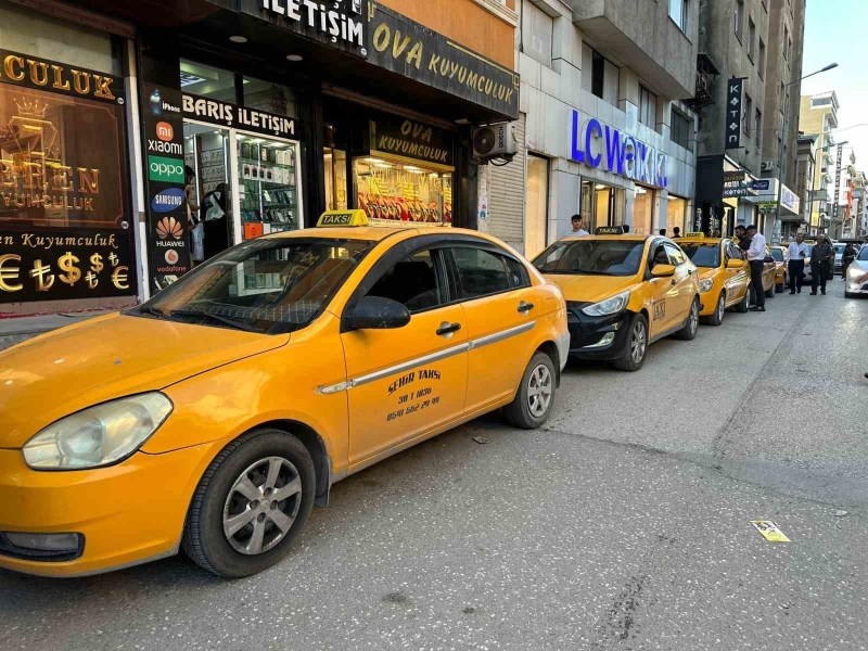 Yüksekova’da ticari taksi ücretlerine zam
