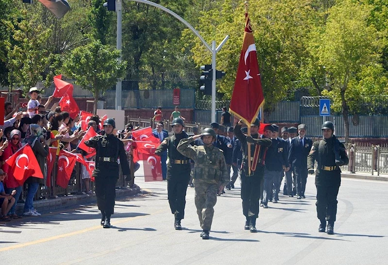 Erzurum’da 30 Ağustos provasına trafik düzenlemesi
