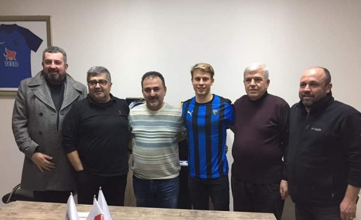 Bursaspor’dan Karacabey Belediyespor’a kiralanan Çokçalış milli takım kadrosunda