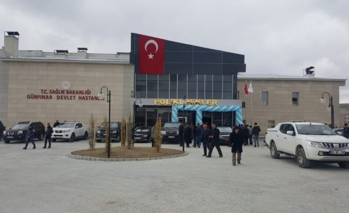 Gürpınar Devlet Hastanesi hizmete açıldı