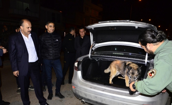 Adana’da bin 275 polisin katıldığı “Huzur ve Güven Uygulaması 2” yapıldı