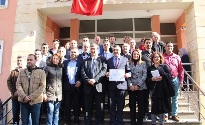 Çan Belediye Başkanı Bülent Öz mazbatasını aldı