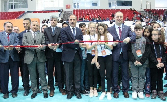 Elazığ’da "TÜBİTAK  Ortaokul Araştırma Projeleri Final Yarışması" başladı