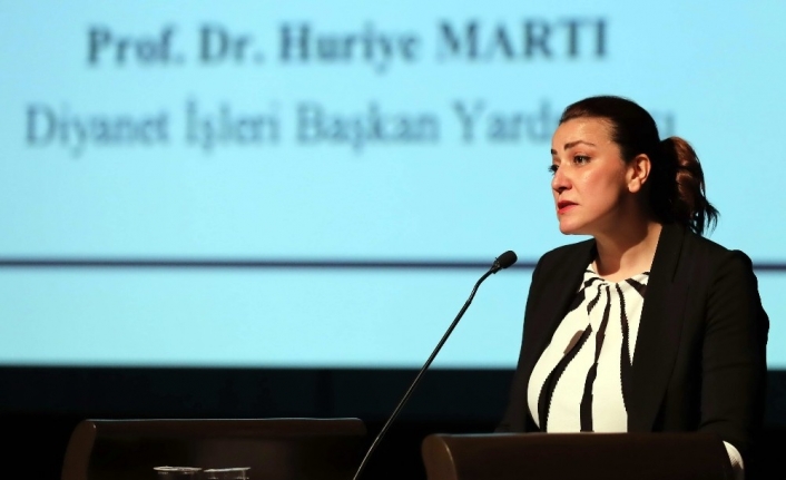 GAÜN’de “hakları ve saygınlığı ile islam’da kadın” konferansı