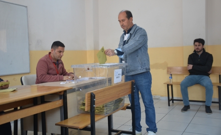 İstanbul’da 19 ilçede oylar sayılıyor