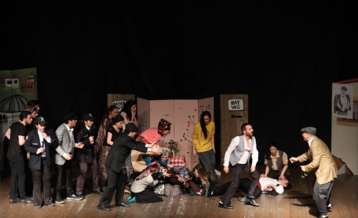 ‘Keşanlı Ali Destanı’ tiyatro oyunu Kartal’da sahnelendi