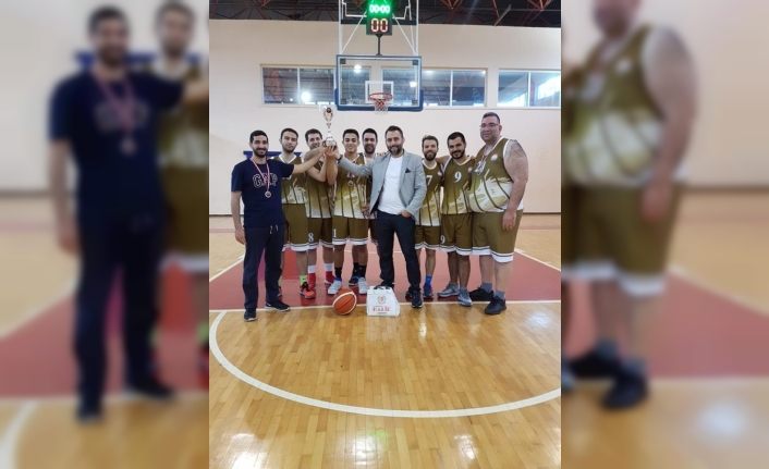 Mersin Barosu Basketbol Takımı Türkiye ikincisi oldu