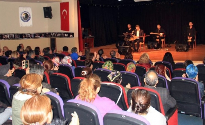 Özden Irmak’tan Türk Halk Müziği konseri