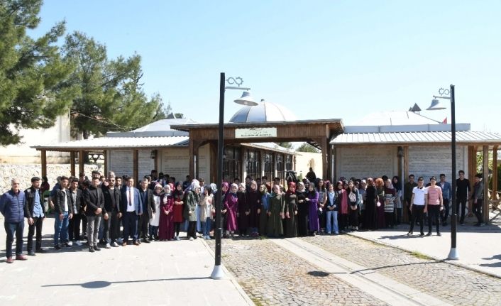 Sincikli öğrenciler Adıyaman Üniversitesi’ni gezdi