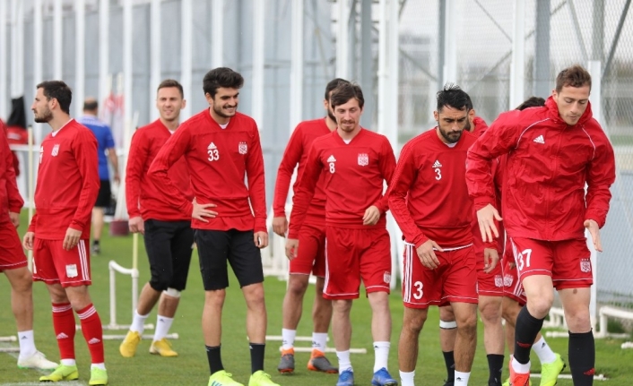 Sivasspor, Başakşehir maçının hazırlıkları sürdürüyor