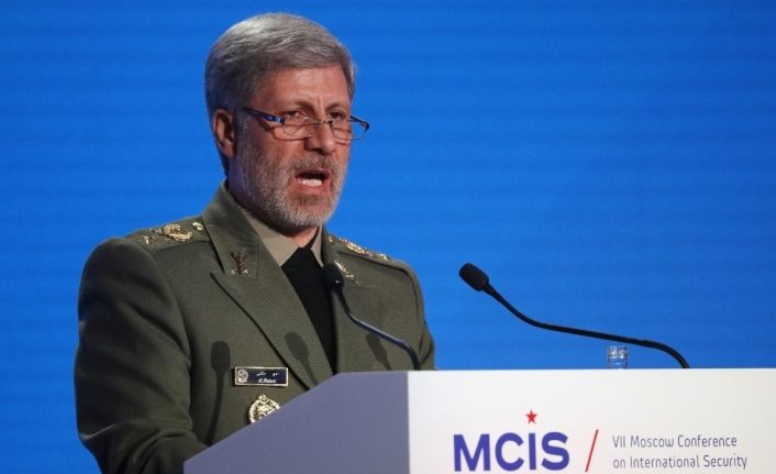 İran Savunma Bakanı: “Biz Amerikan ve Siyonist cepheyi yeneceğiz”