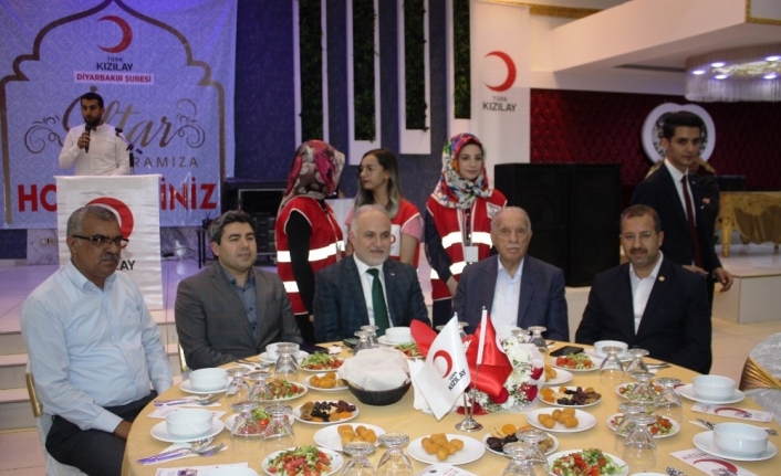 Kızılay’dan Diyarbakır Fethi Programı