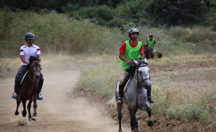 Bolu 10. Geleneksel Rahvan At Yarışlarına hazırlanıyor
